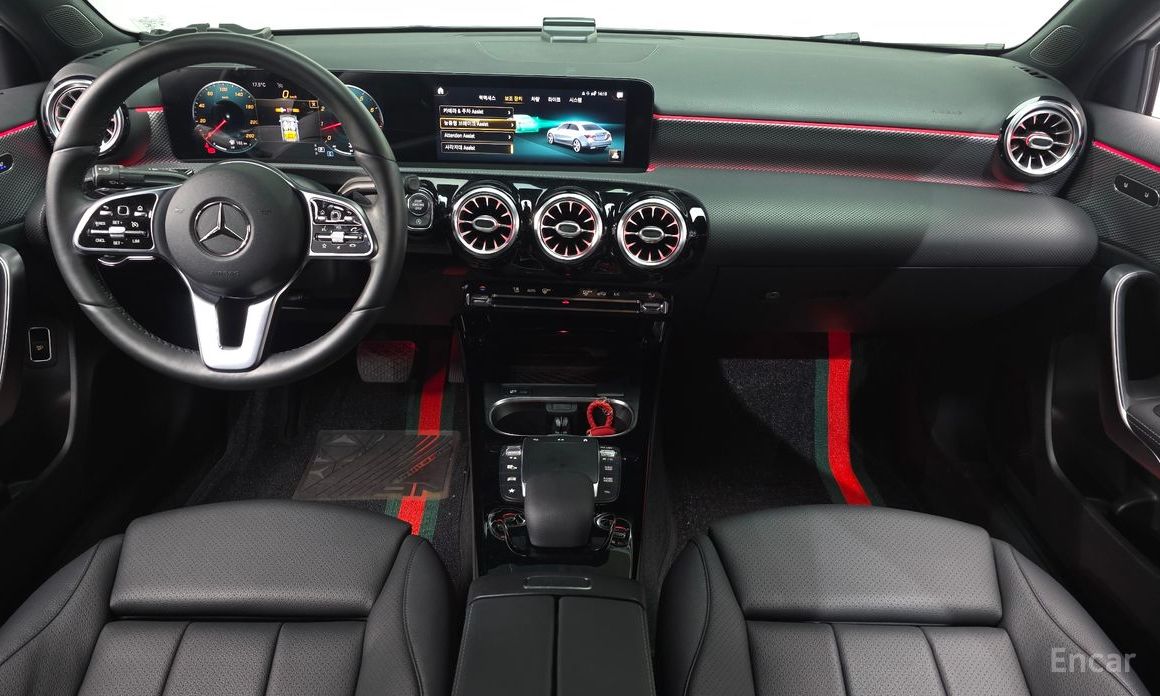  Mercedes-Benz A-Class