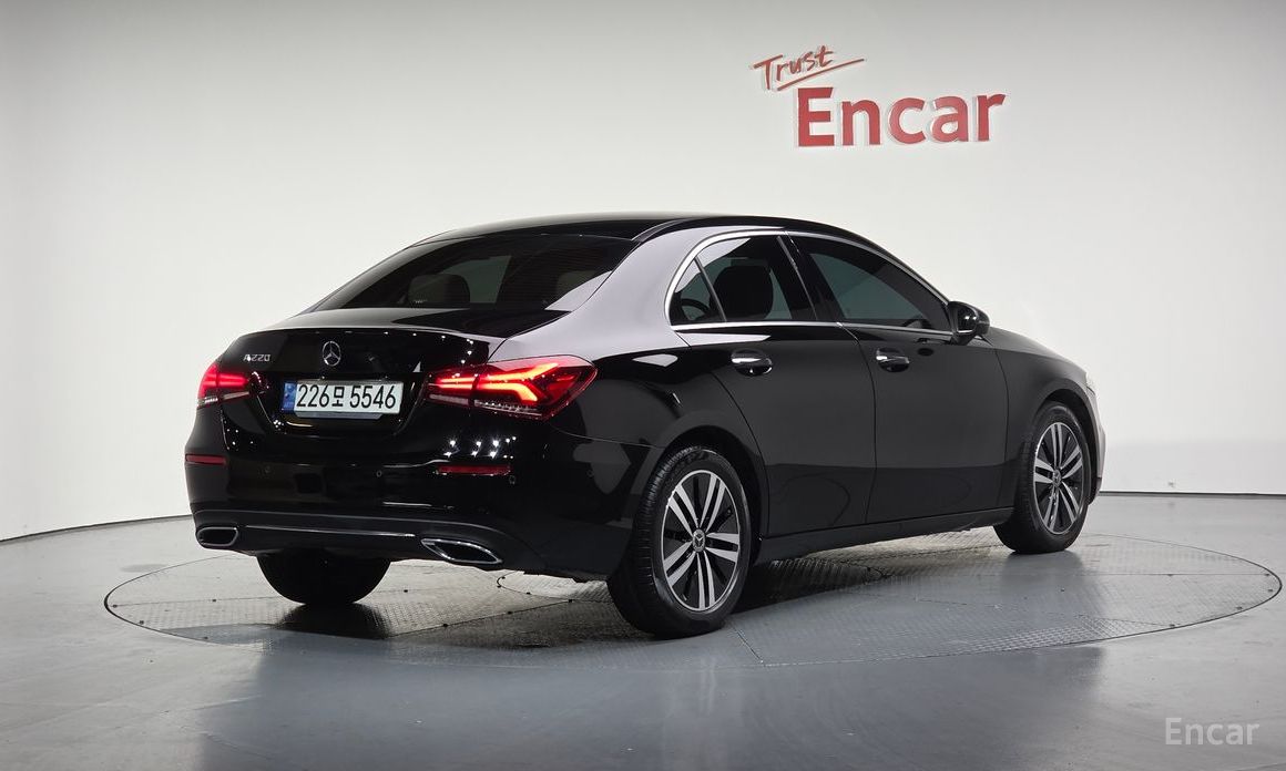  Mercedes-Benz A-Class