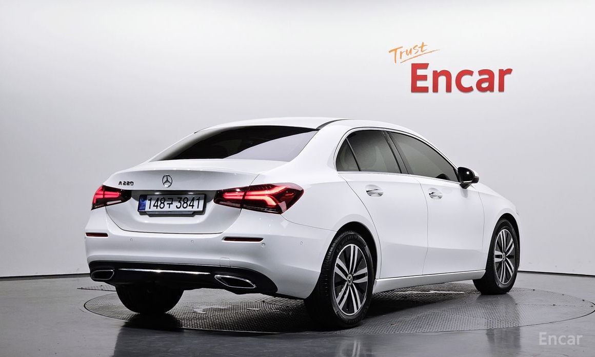  Mercedes-Benz A-Class