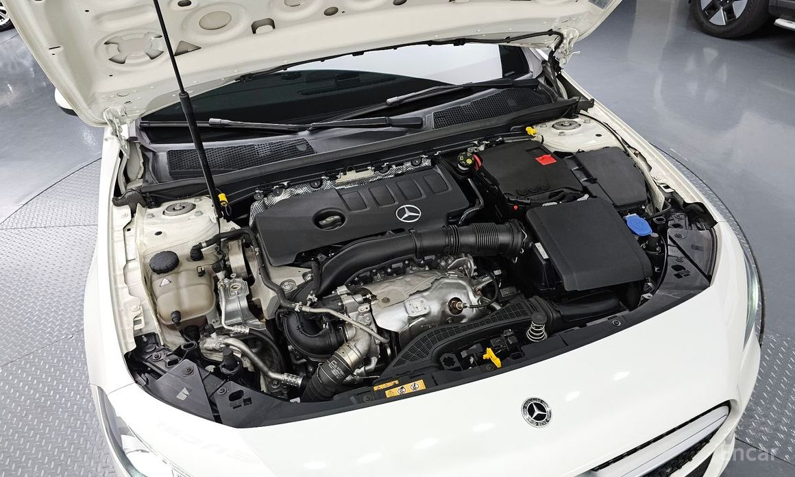  Mercedes-Benz A-Class