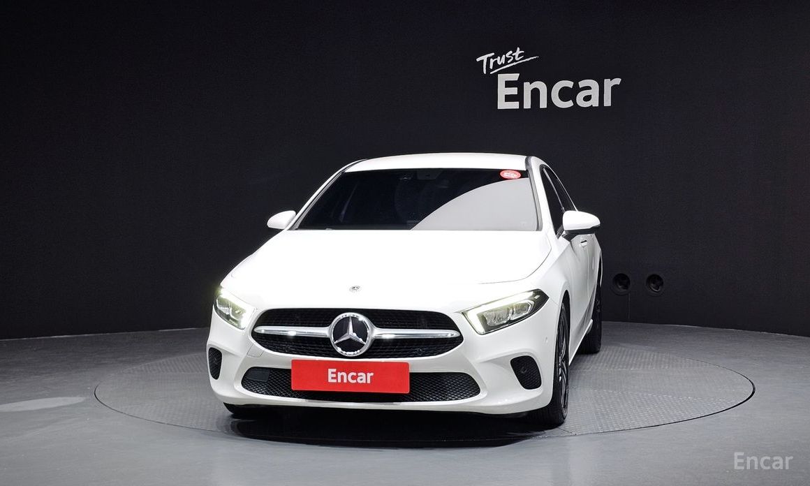  Mercedes-Benz A-Class