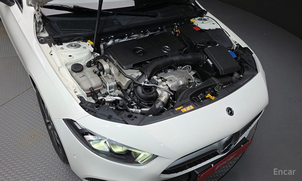  Mercedes-Benz A-Class