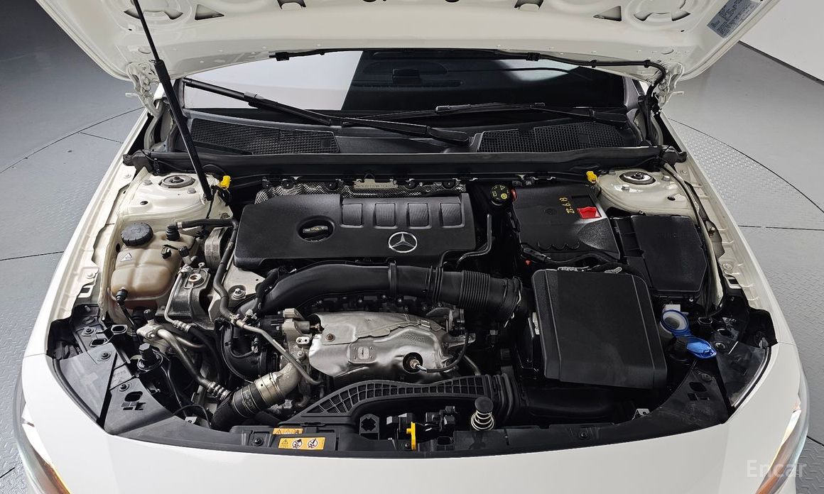  Mercedes-Benz A-Class