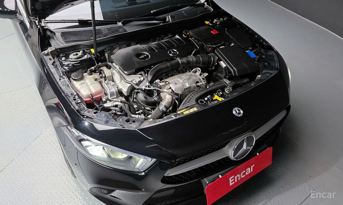  Mercedes-Benz A-Class