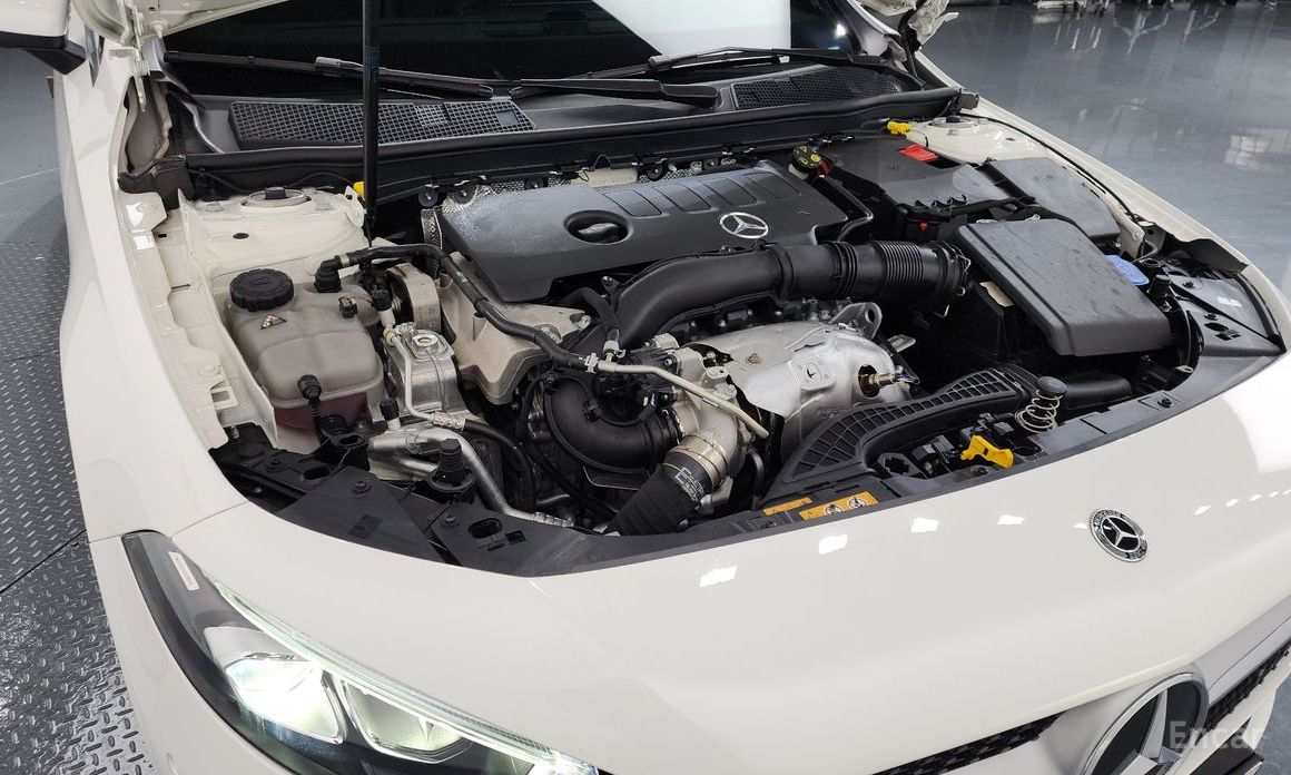  Mercedes-Benz A-Class