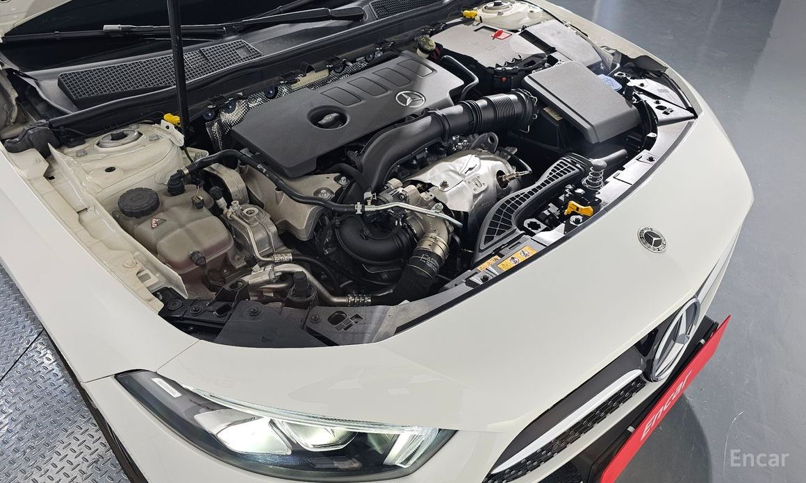  Mercedes-Benz A-Class