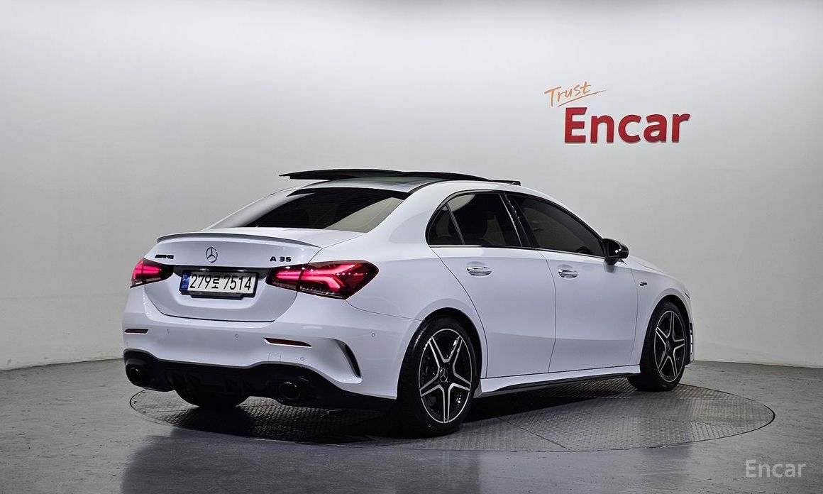  Mercedes-Benz A-Class