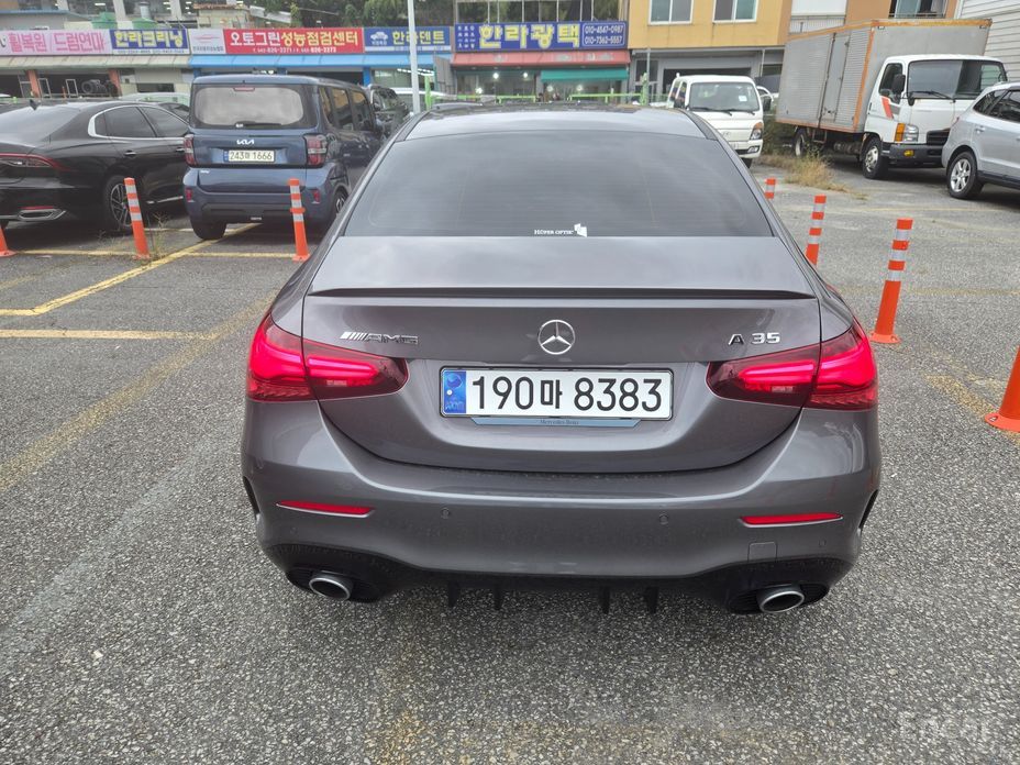  Mercedes-Benz A-Class