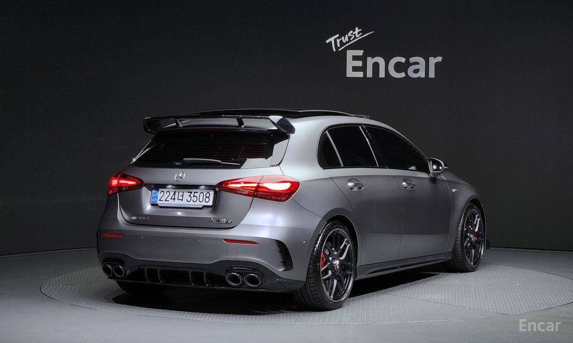  Mercedes-Benz A-Class