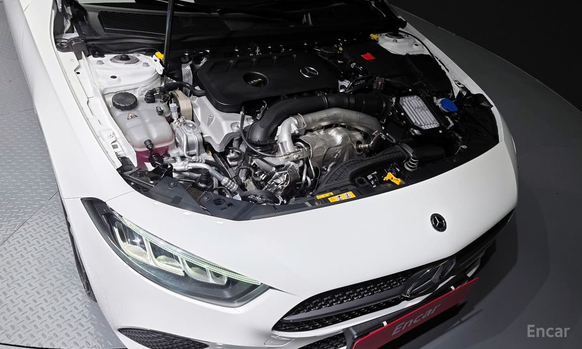  Mercedes-Benz A-Class