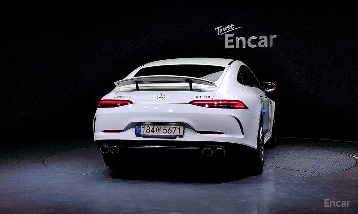  Mercedes-Benz AMG GT