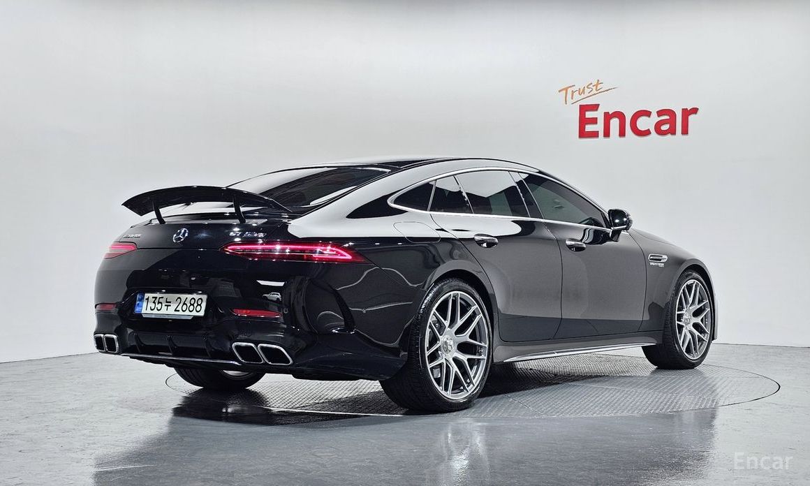  Mercedes-Benz AMG GT