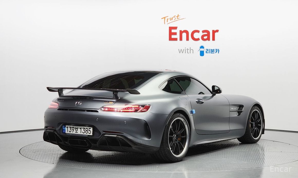  Mercedes-Benz AMG GT