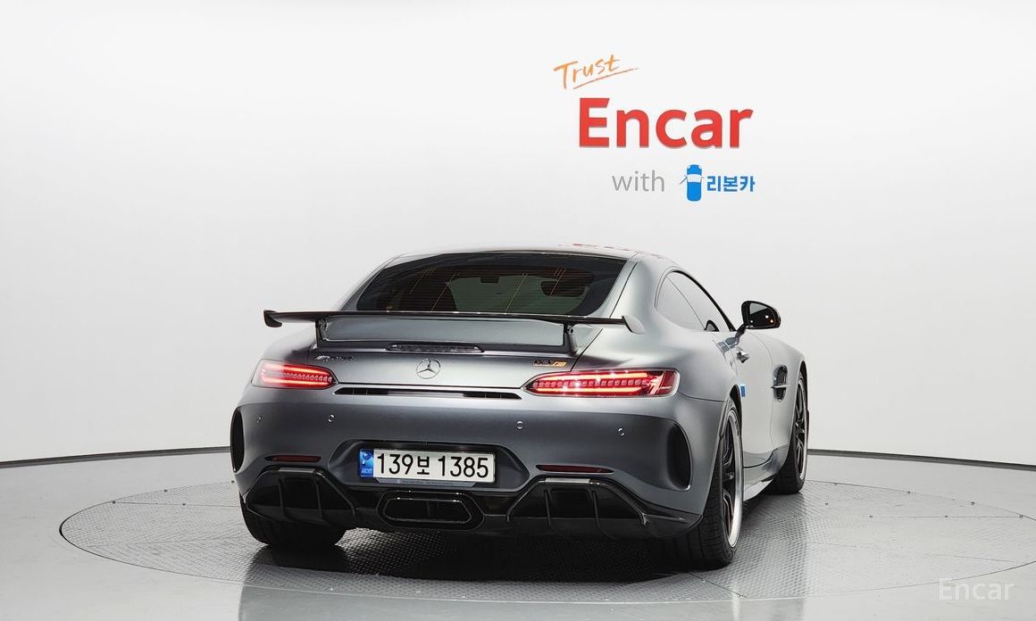  Mercedes-Benz AMG GT