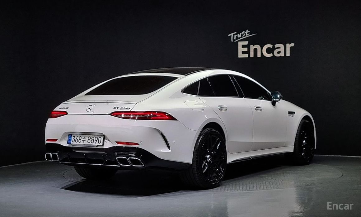  Mercedes-Benz AMG GT