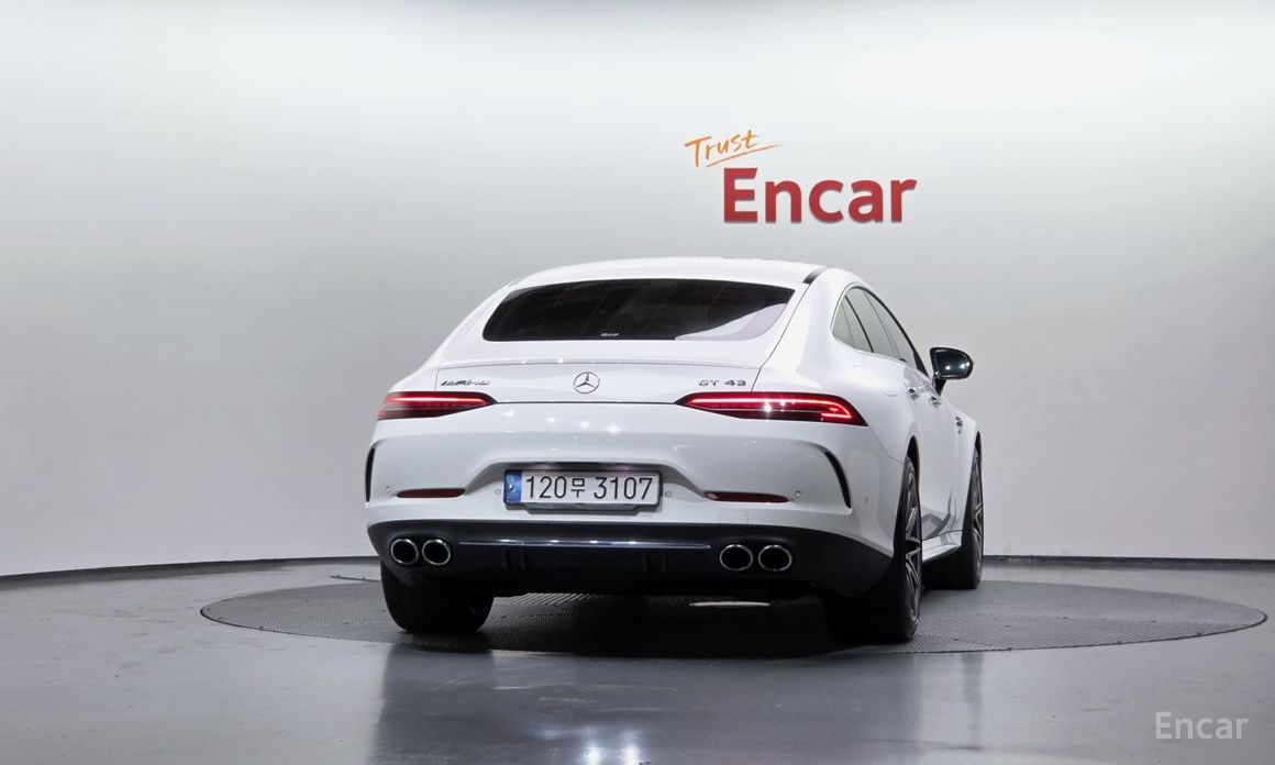  Mercedes-Benz AMG GT