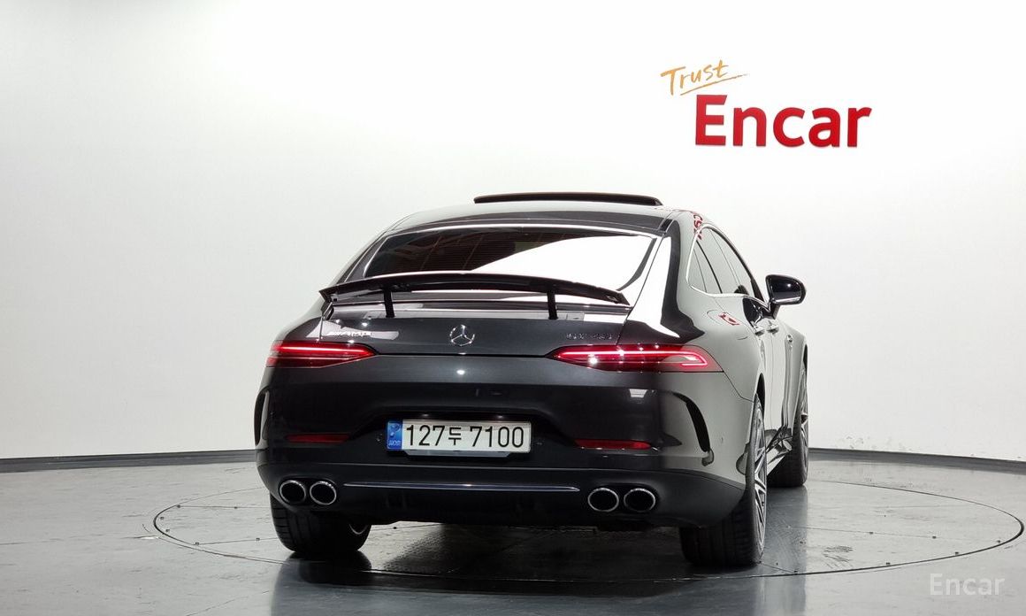  Mercedes-Benz AMG GT