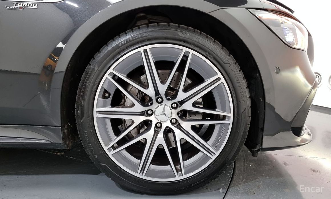  Mercedes-Benz AMG GT