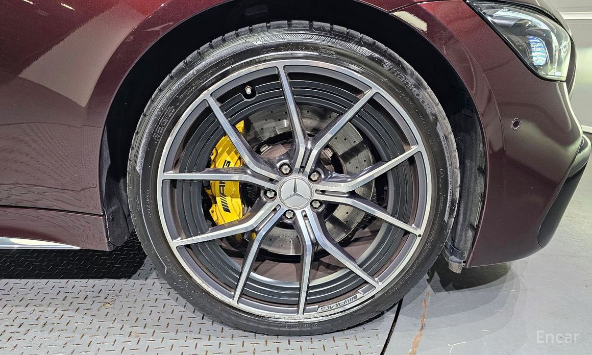  Mercedes-Benz AMG GT