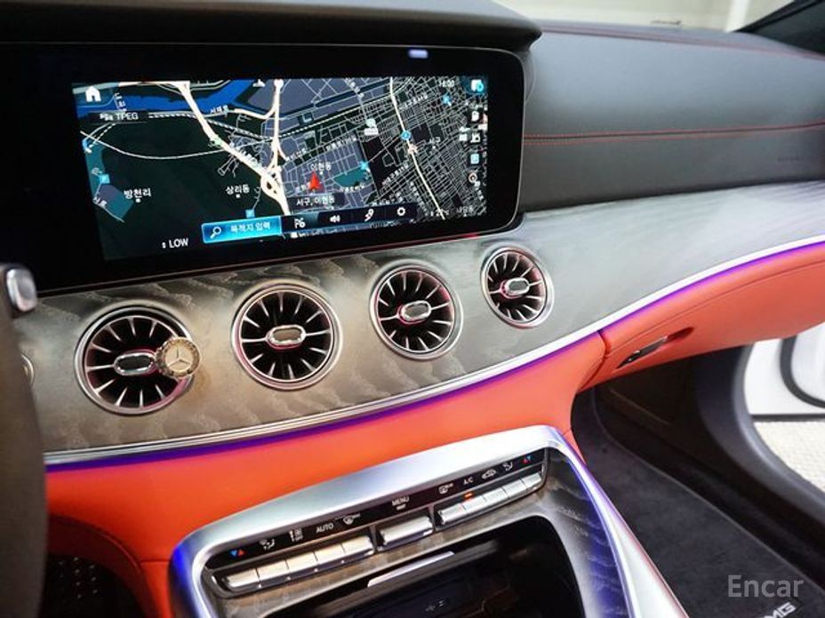  Mercedes-Benz AMG GT