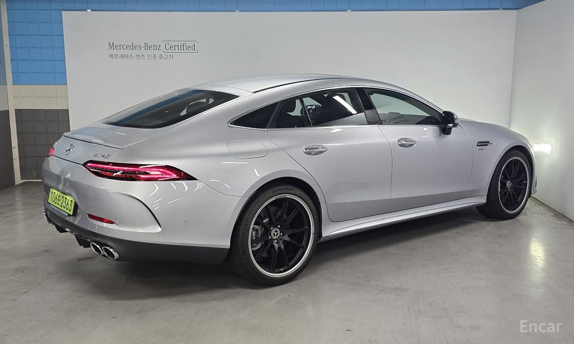  Mercedes-Benz AMG GT