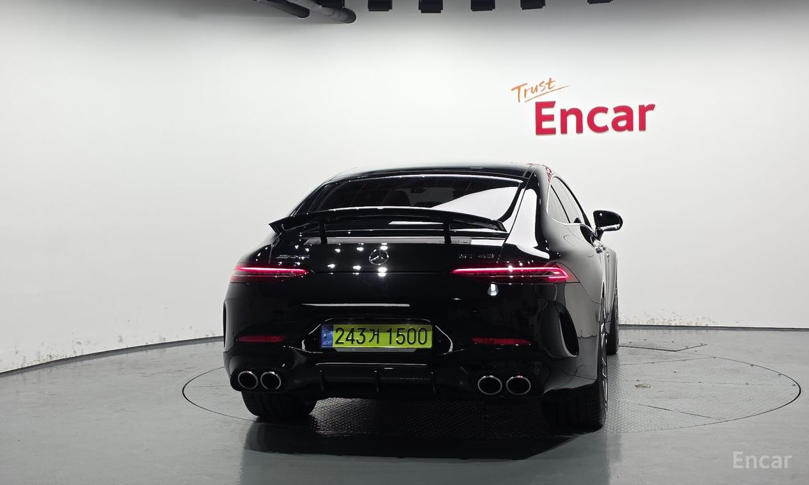  Mercedes-Benz AMG GT