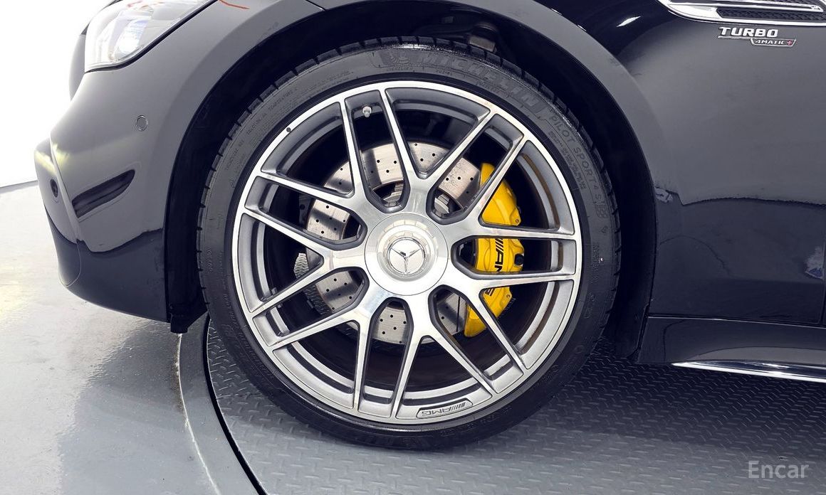  Mercedes-Benz AMG GT