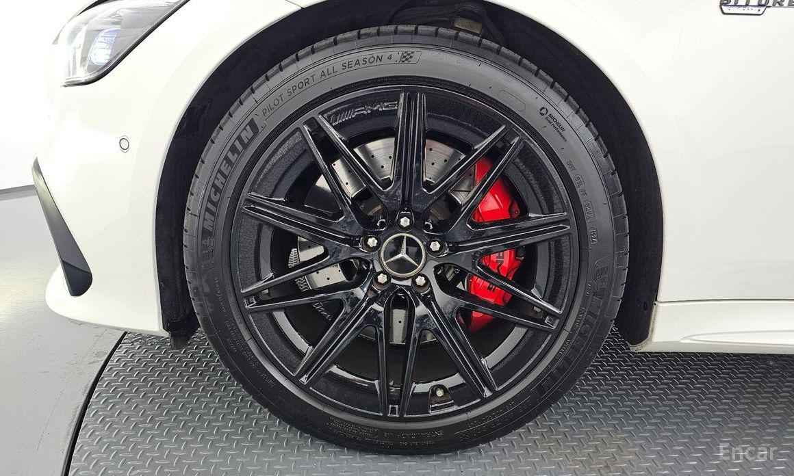  Mercedes-Benz AMG GT