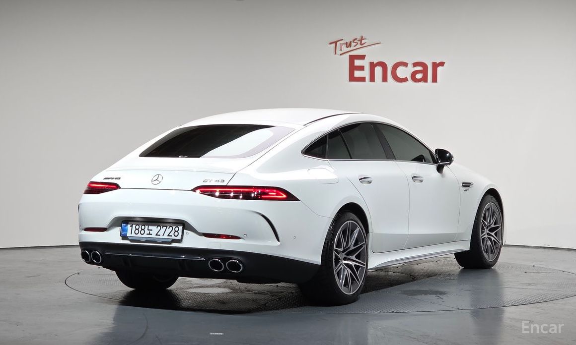  Mercedes-Benz AMG GT