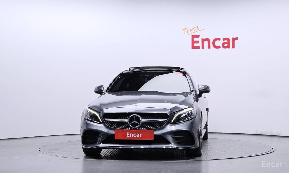  Mercedes-Benz C-Class