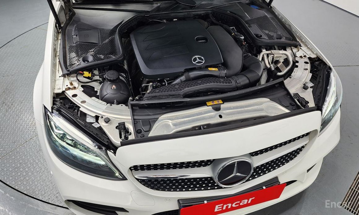  Mercedes-Benz C-Class