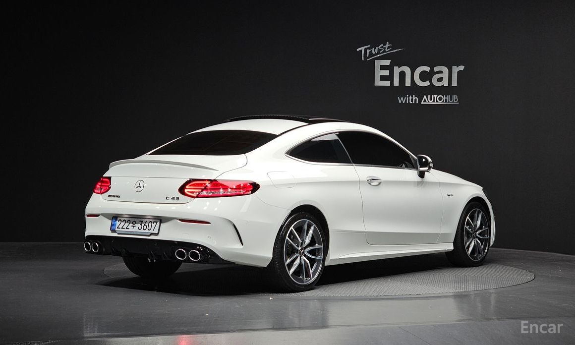  Mercedes-Benz C-Class