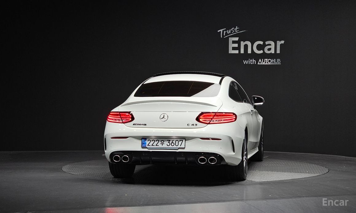  Mercedes-Benz C-Class