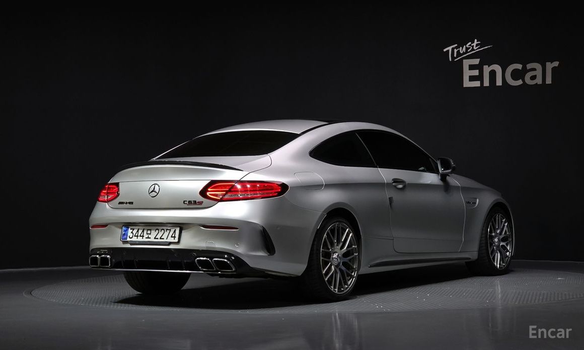  Mercedes-Benz C-Class