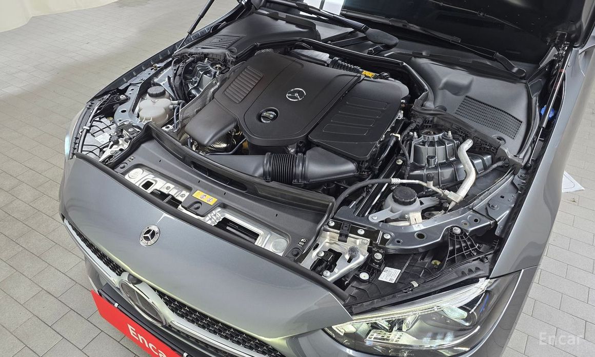  Mercedes-Benz C-Class