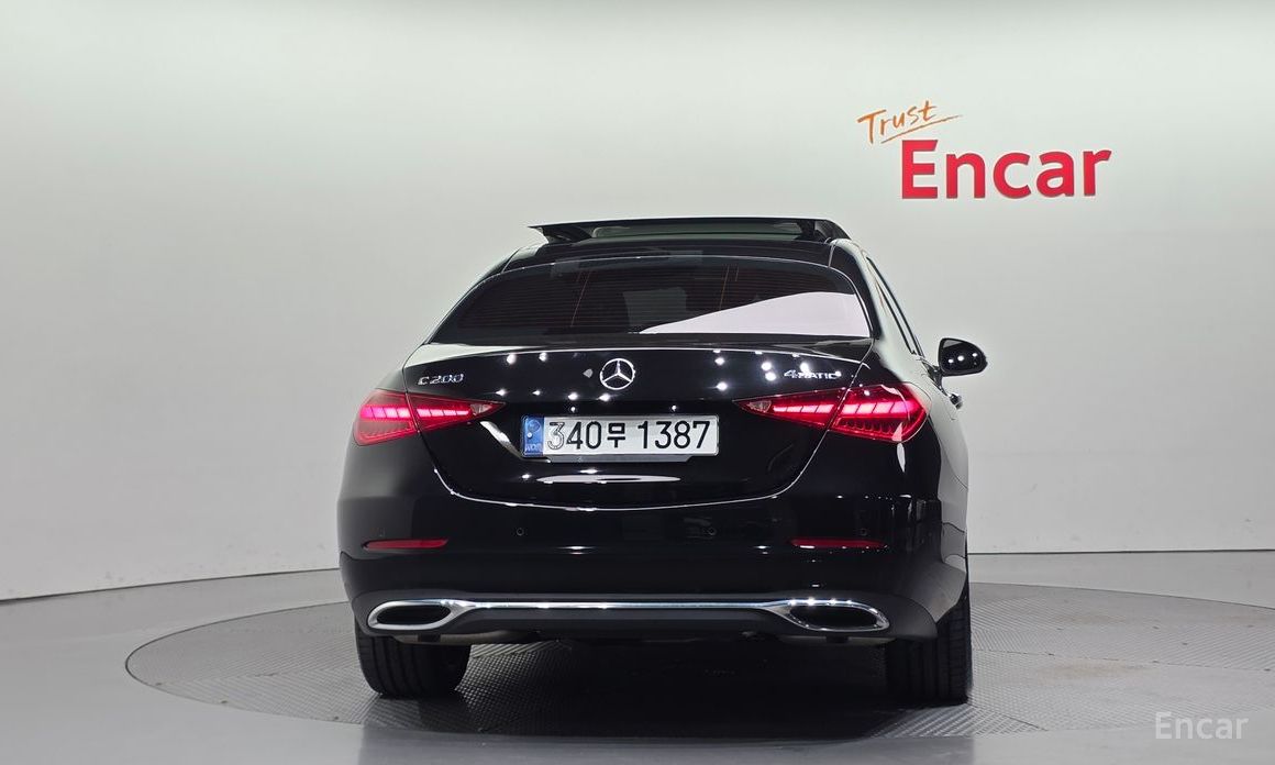  Mercedes-Benz C-Class