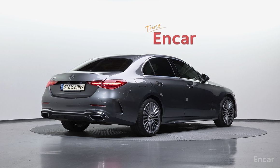  Mercedes-Benz C-Class