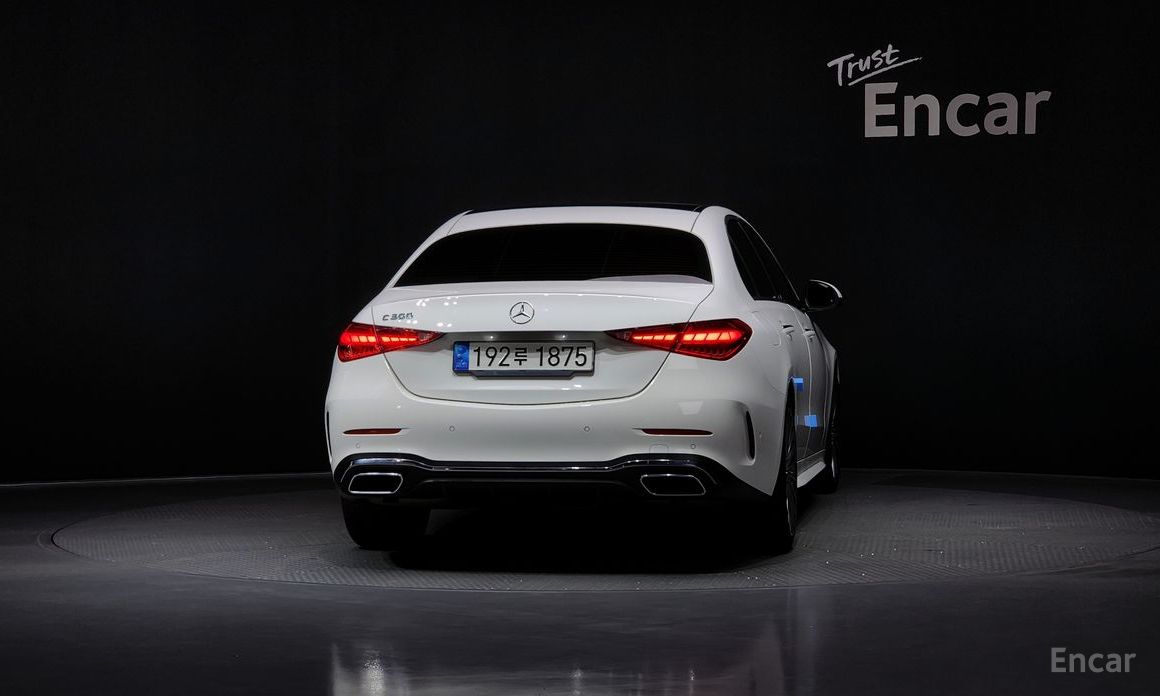  Mercedes-Benz C-Class