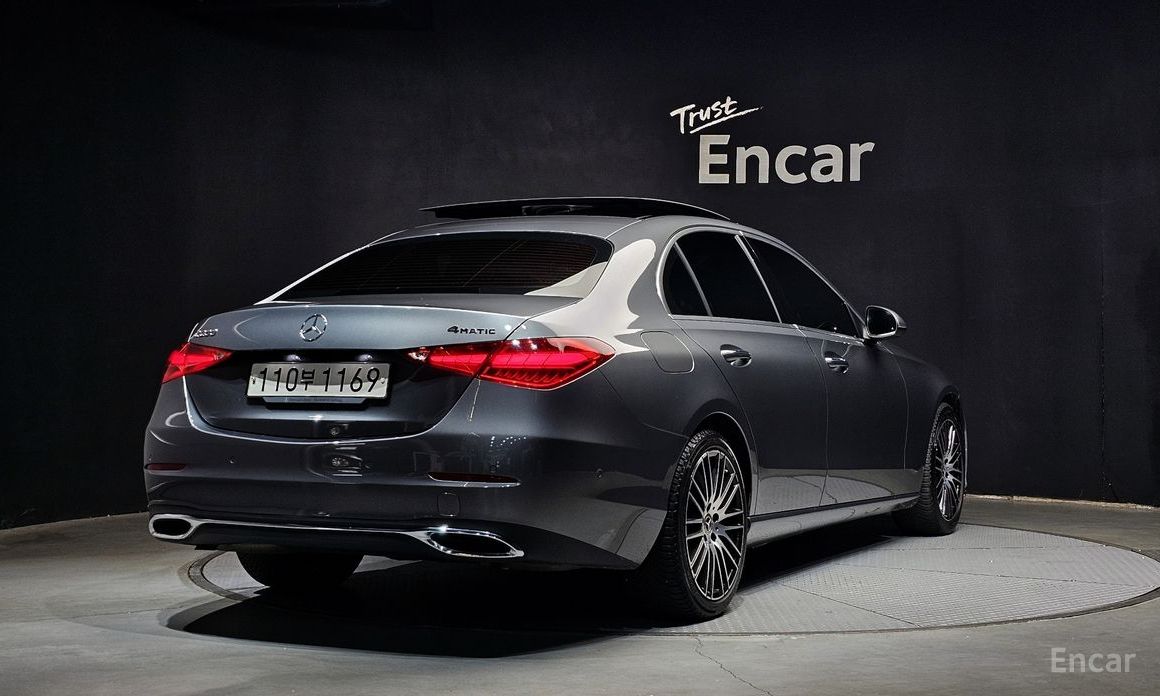  Mercedes-Benz C-Class