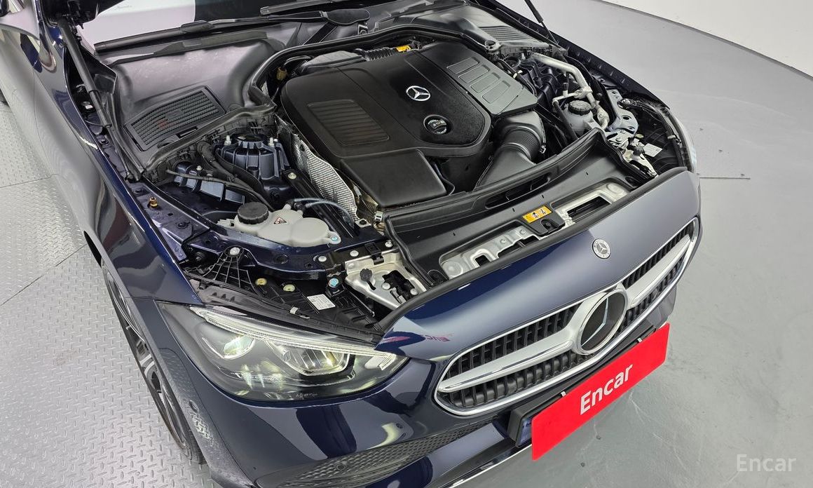  Mercedes-Benz C-Class