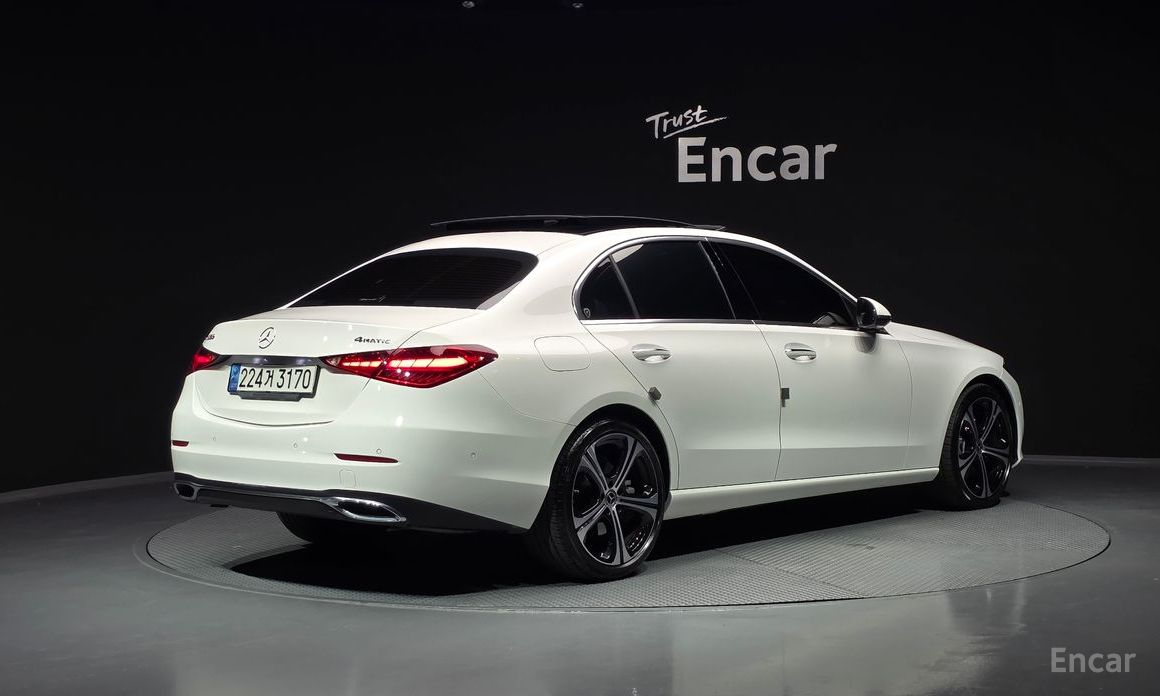  Mercedes-Benz C-Class