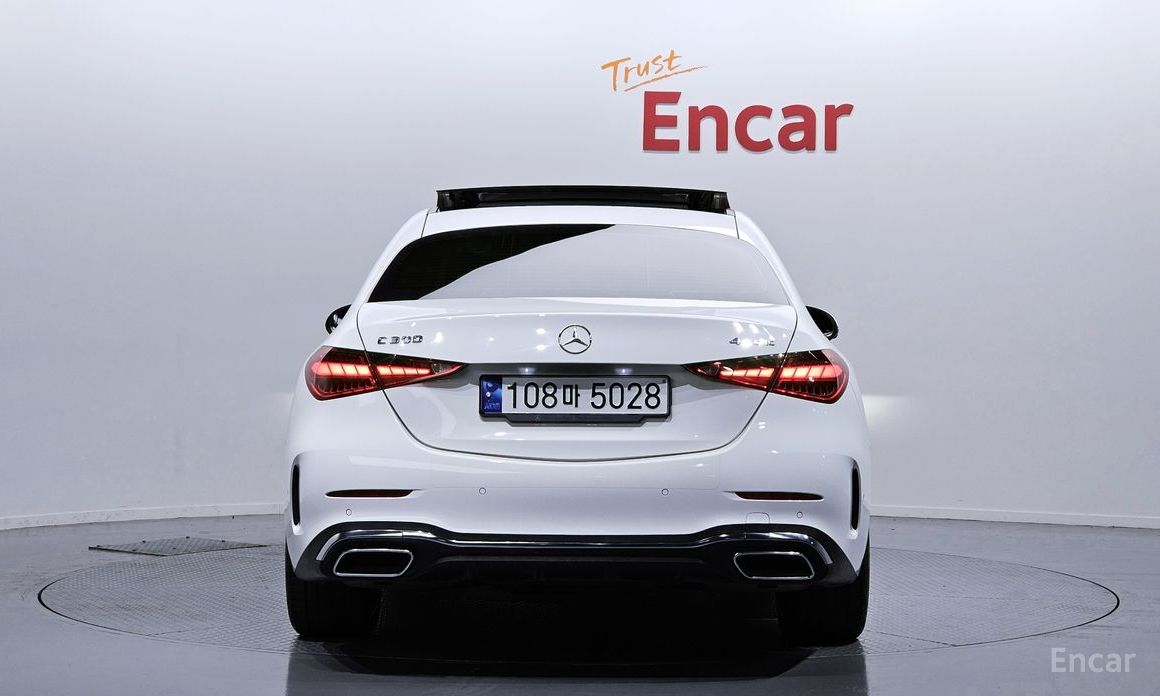  Mercedes-Benz C-Class