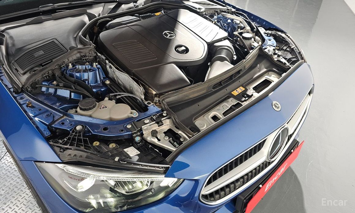  Mercedes-Benz C-Class