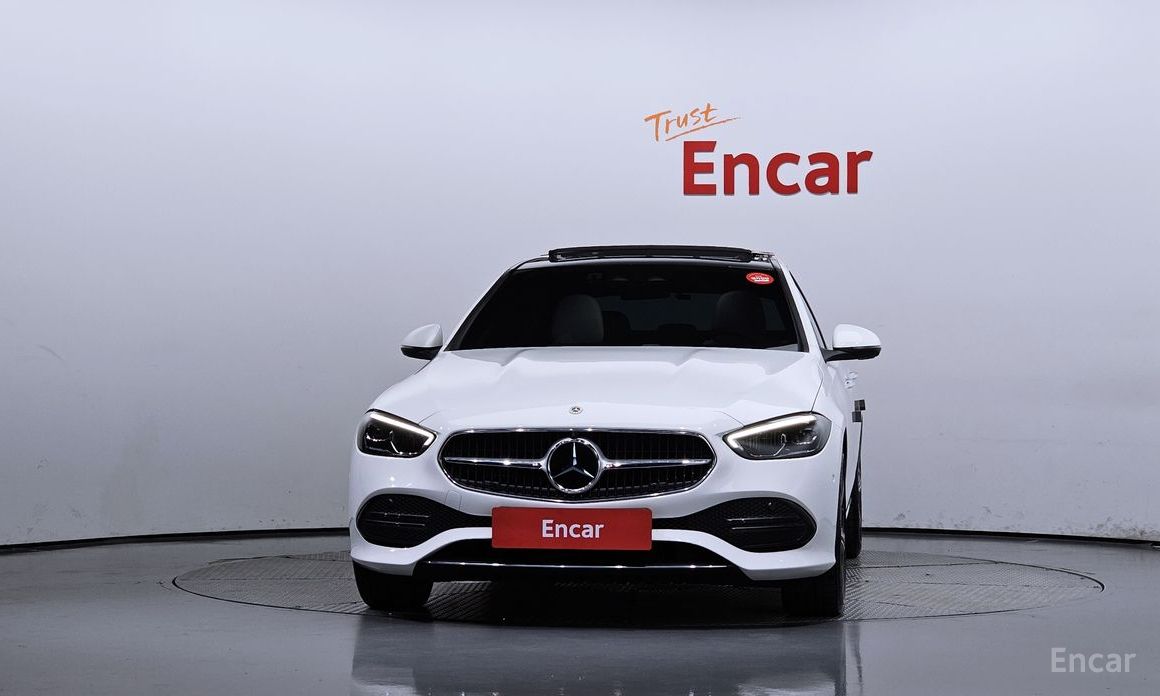  Mercedes-Benz C-Class