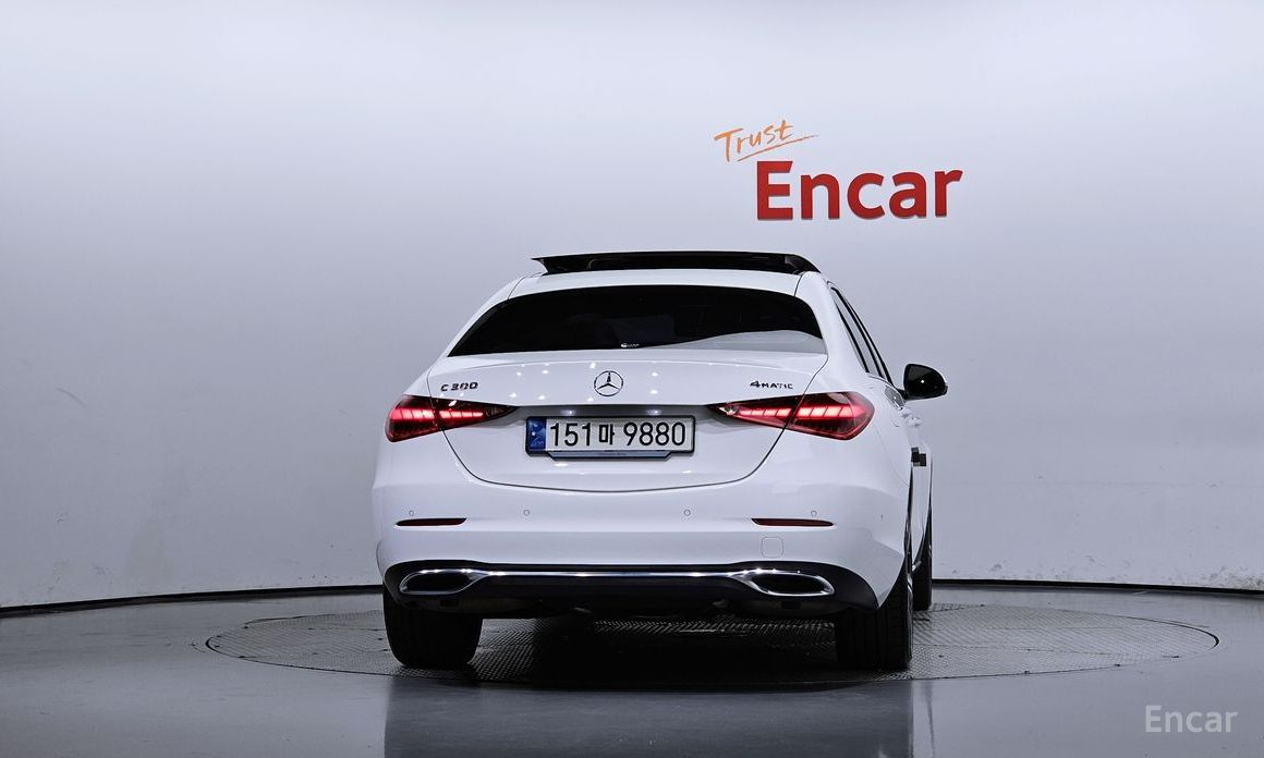  Mercedes-Benz C-Class