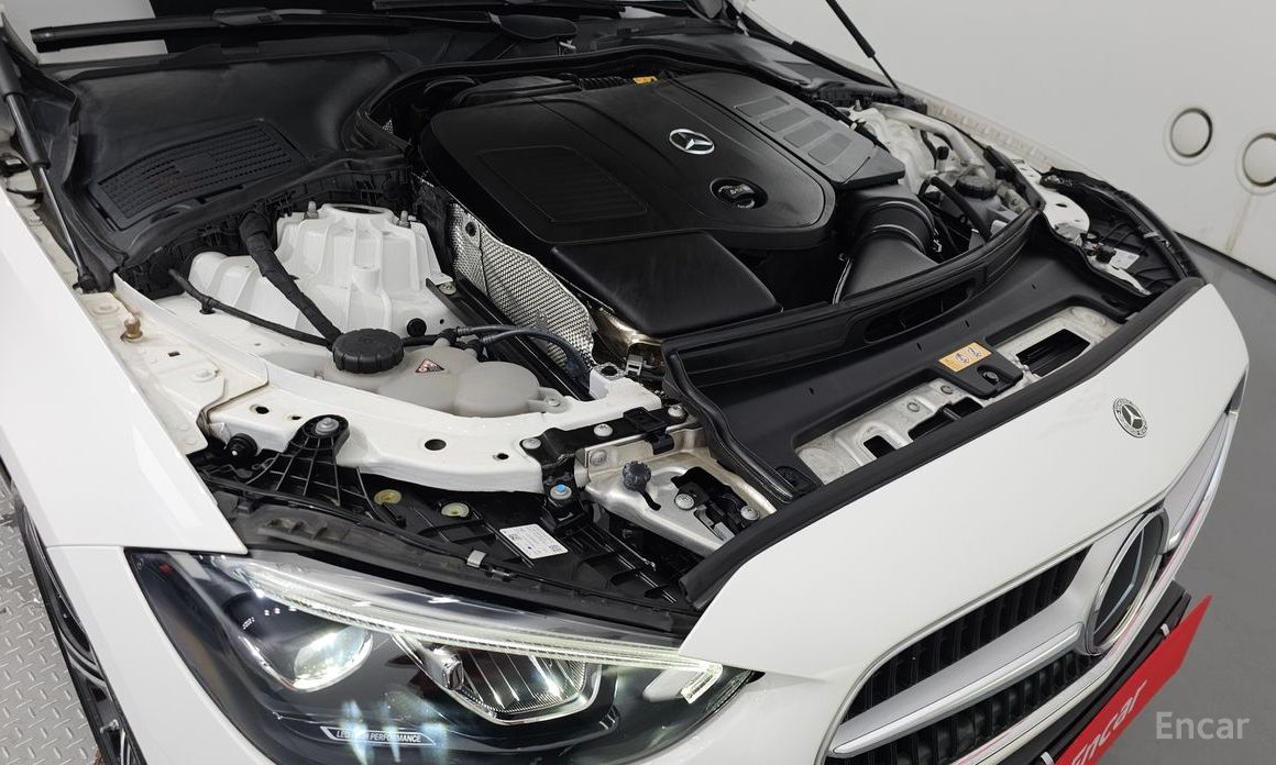  Mercedes-Benz C-Class