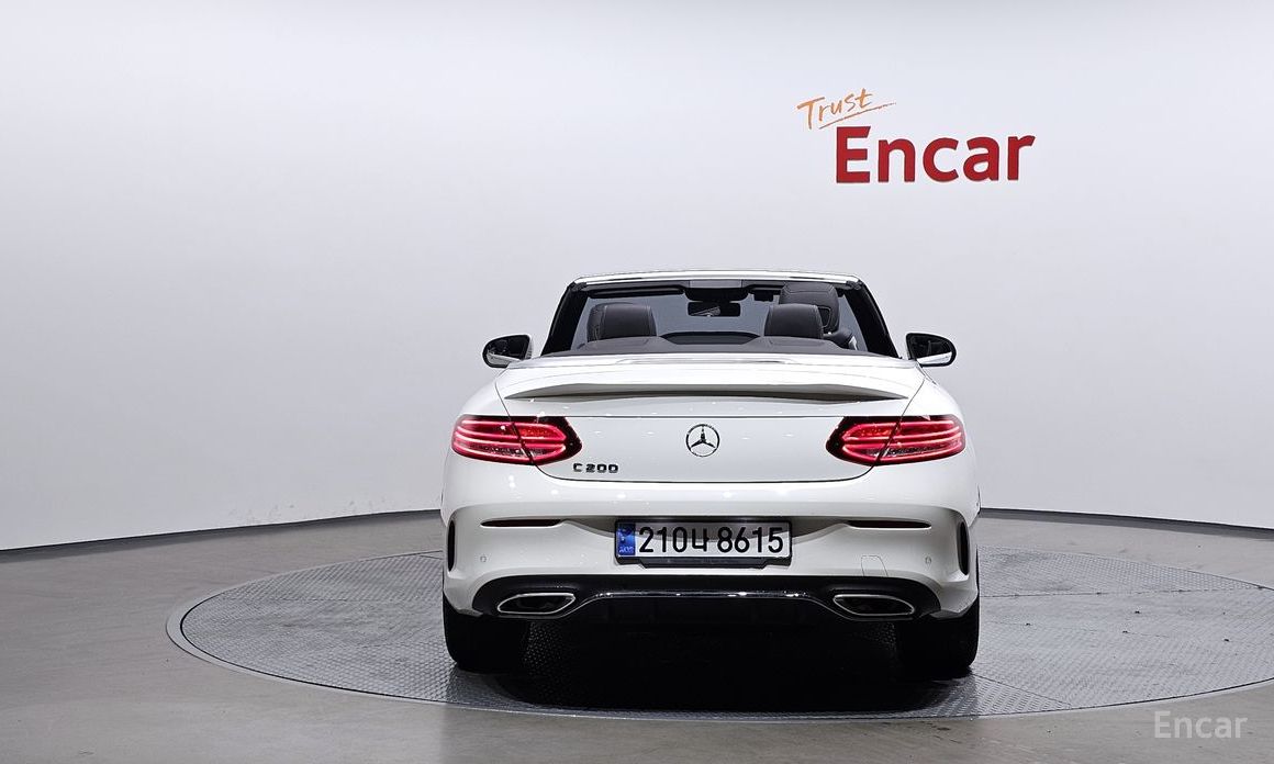  Mercedes-Benz C-Class