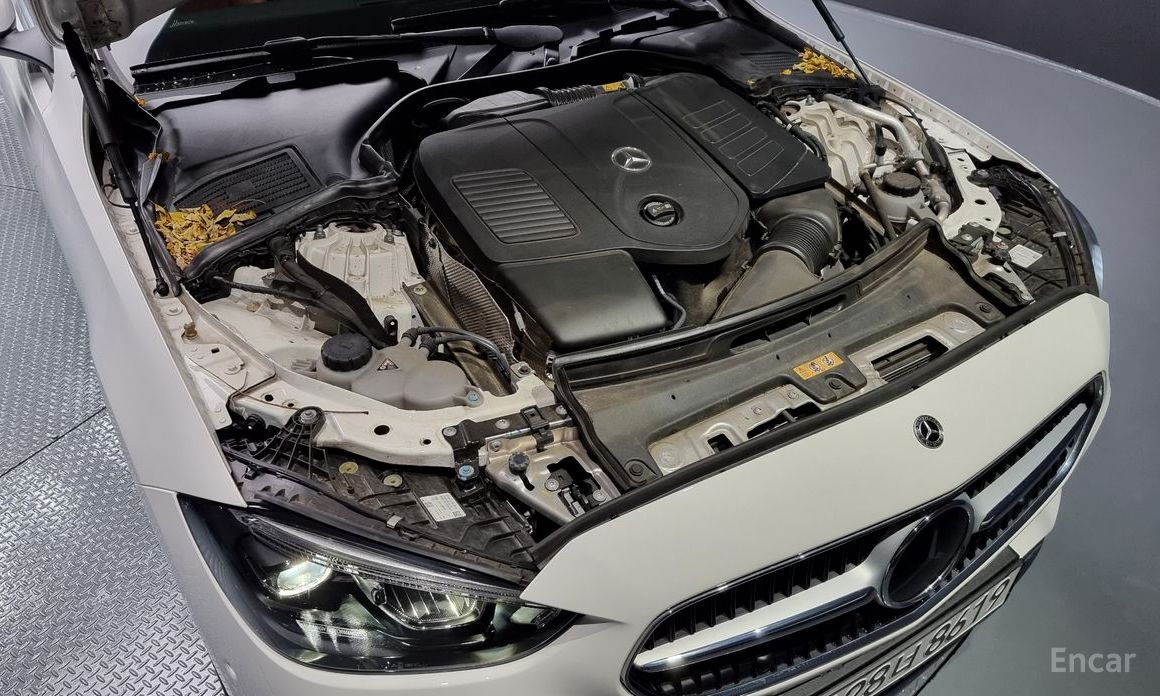  Mercedes-Benz C-Class