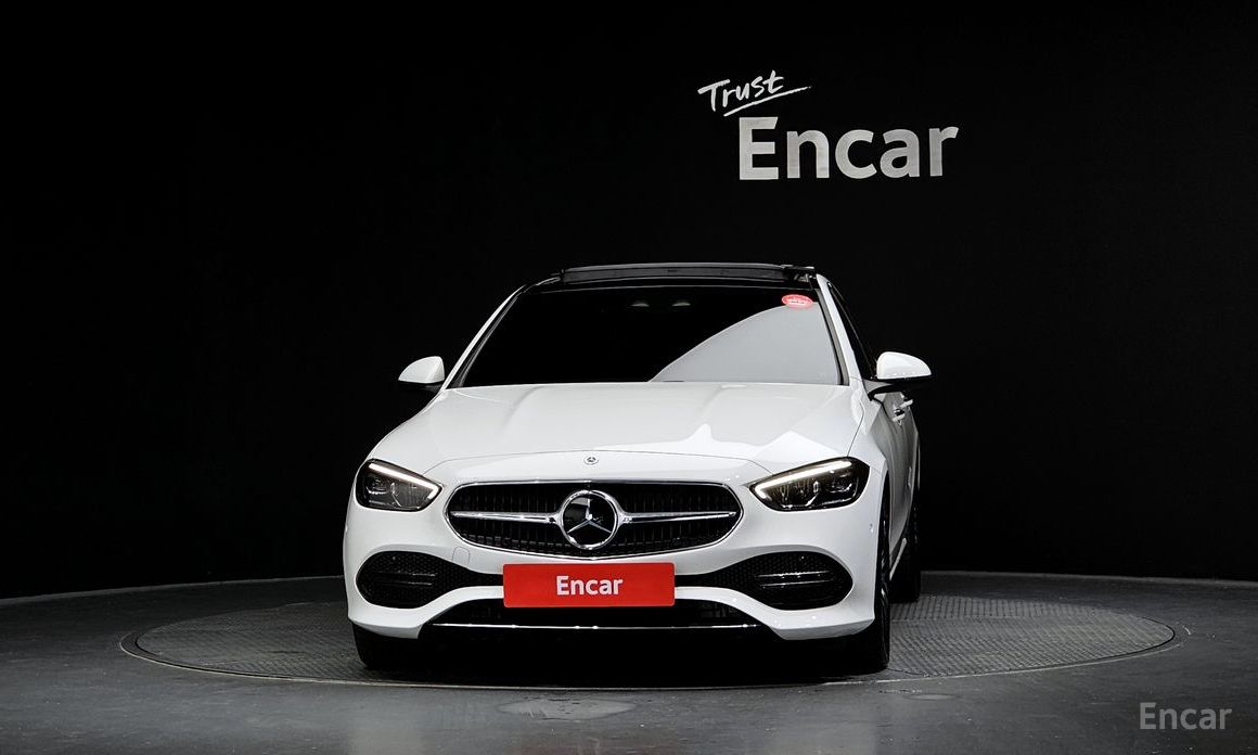  Mercedes-Benz C-Class