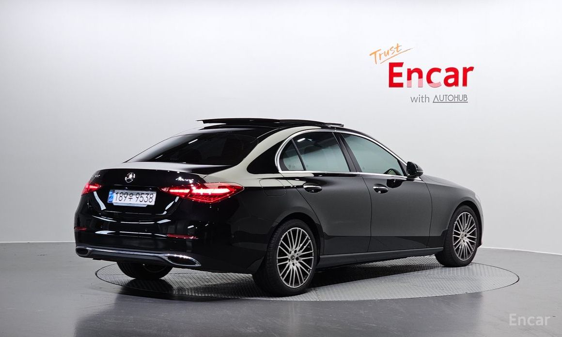  Mercedes-Benz C-Class